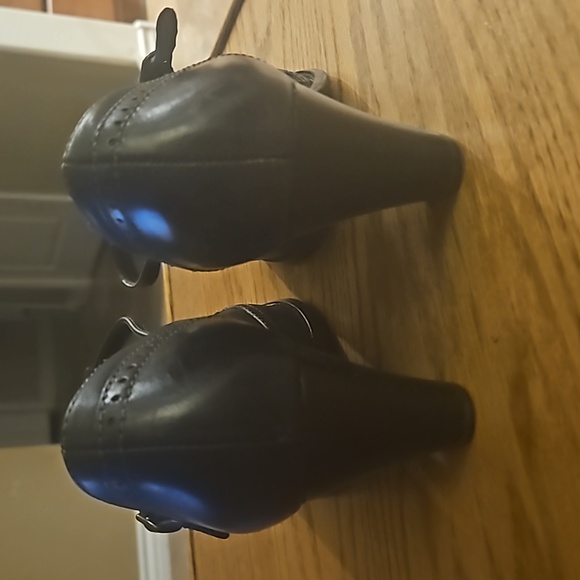 Ecco Leather Mary Jane T-strap Oxford Heels in Black - Size 41 (US 10-10.5) - Picture 5 of 9